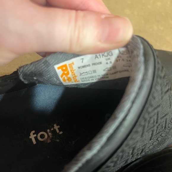 Timberland steel toe, leather shoes, size 7 - Picture 8 of 8